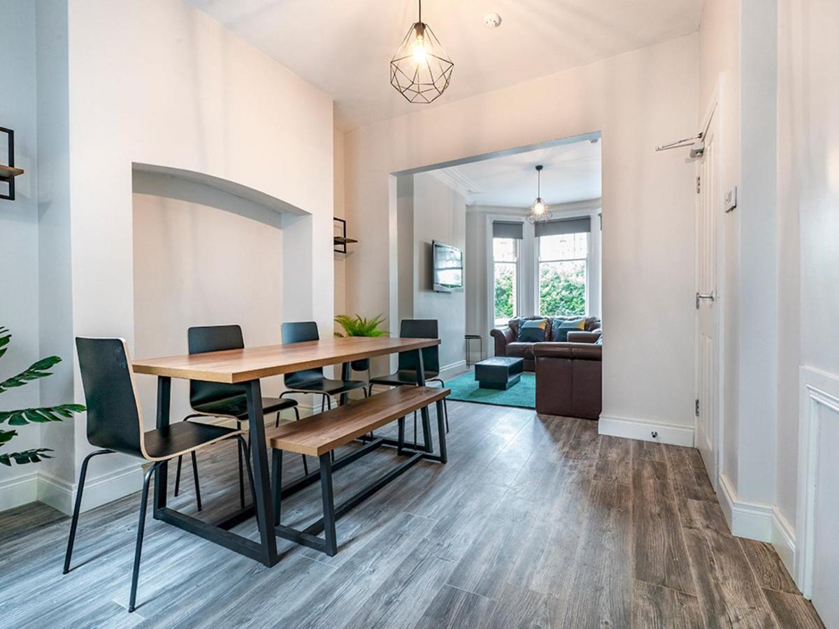 Pass The Keys Beautiful 4Br Restored Red Brick Cafes And Park Belfast Eksteriør billede