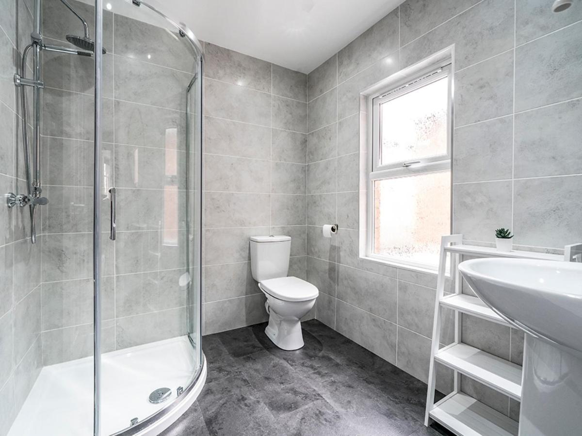 Pass The Keys Beautiful 4Br Restored Red Brick Cafes And Park Belfast Eksteriør billede