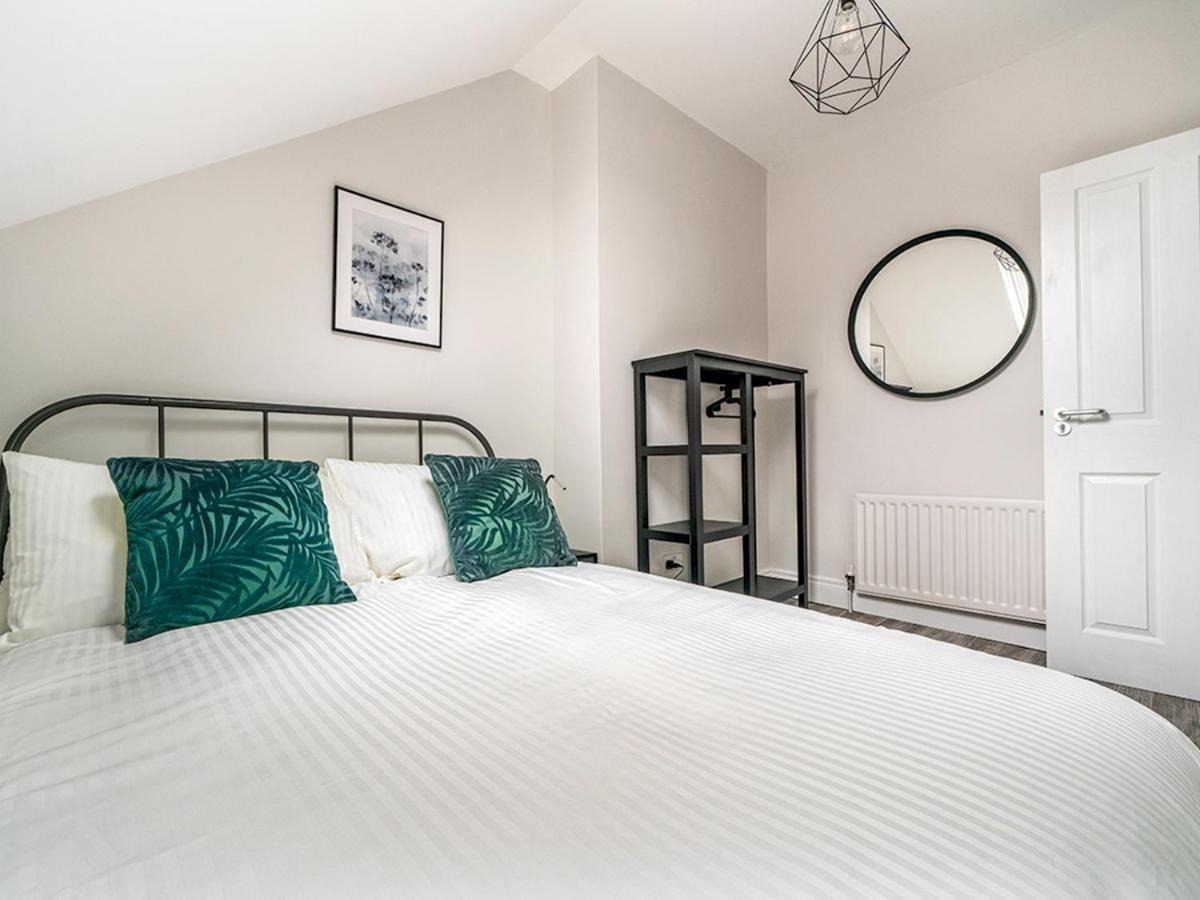 Pass The Keys Beautiful 4Br Restored Red Brick Cafes And Park Belfast Eksteriør billede